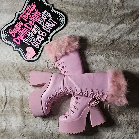 Sugar Thrillz: Dollish Delight Platform Boots- Pink, Size 8, NIB! - Picture 4 of 16